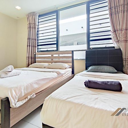Marina Times Square Homestay By Evernent Miri Exterior photo